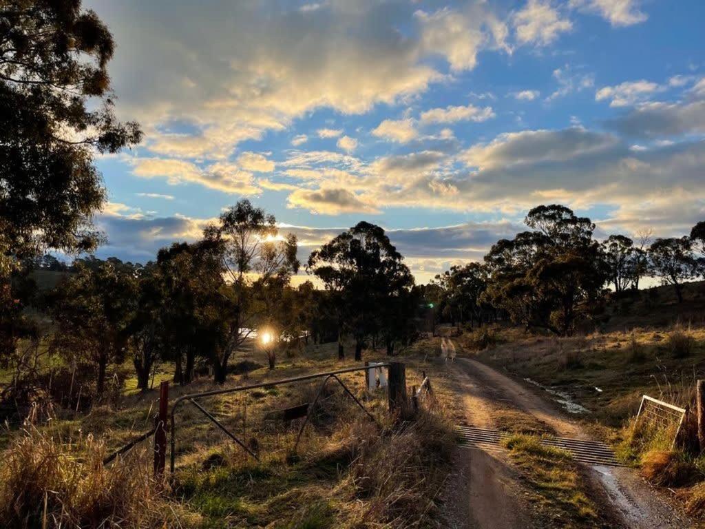 Bendalong - Rural Retreat, Short Drive To Cbd Holiday home Orange